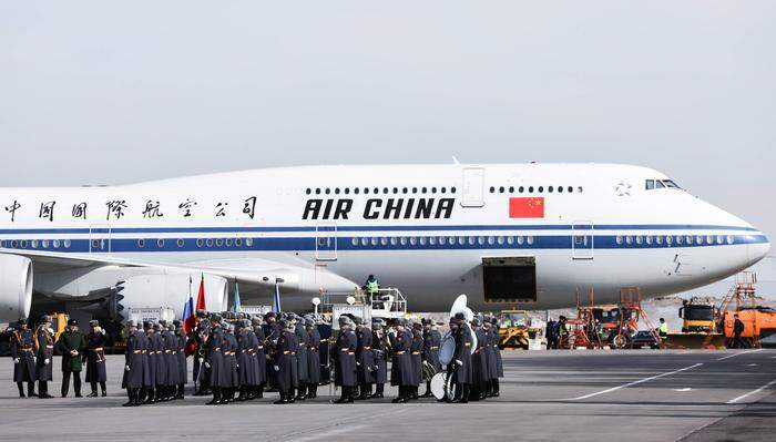 Die Boeing 747 des chinesischen Staats- und Parteichefs Xi Jinping in Moskau