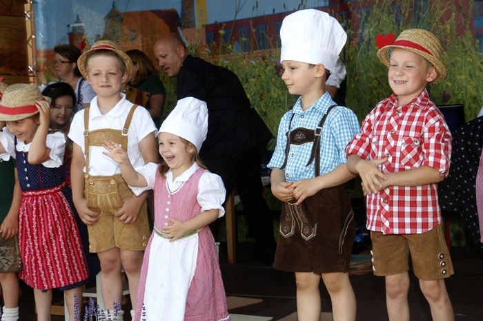 Kindern des Kindergartens Altenmarkt präsentierte sich...