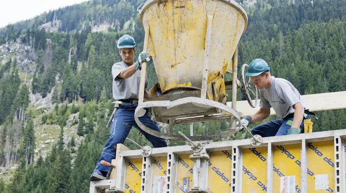 Der Maschinenring Osttirol ist im Personalleasing Marktführer. Viele junge Menschen können dadurch selbst eine Landwirtschaft im Nebenerwerb bewirtschaften