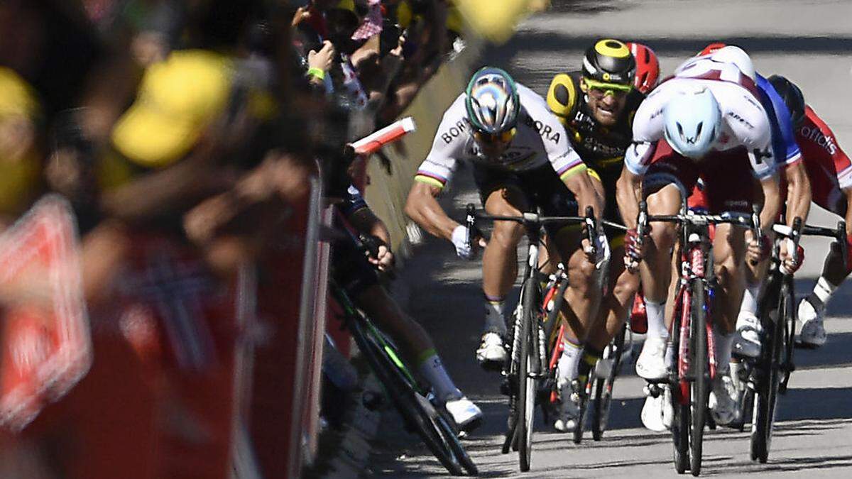 Der Moment, als Sagan Cavendish rempelte