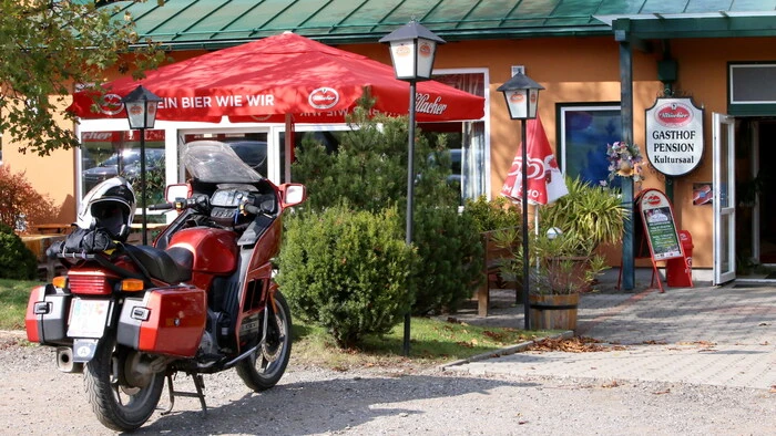 Bereits seit 60 Jahren gibt es den Gasthof &amp; Pension Hochsteiner in Glödnitz.
