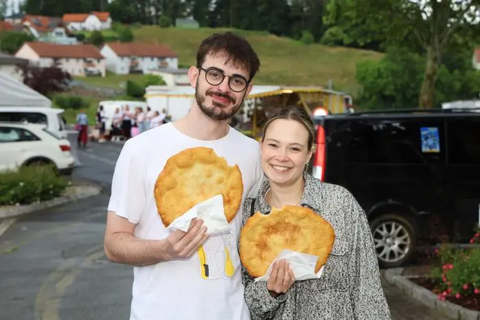 Als Wallfahrtsort ist Eichkögl, das auch als Kleinmariazell bekannt ist, für viele Pilger ein Ziel. Zum Kleinmariazeller Kirtag kommen die Gäste aus der ganzen Südoststeiermark und pilgern auch für Kirtagsklassiker wie Langos in den Ort