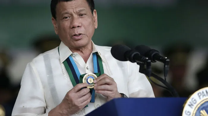 Seit Juni 2016 regiert Rodrigo Duterte als Präsident auf den Philippinen. Seither vergeht keine Woche, in der er nicht mit markigen Sprüchen aufhorchen lässt - und oft auch für Kopfschütten sorgt. Eine Auswahl . . .