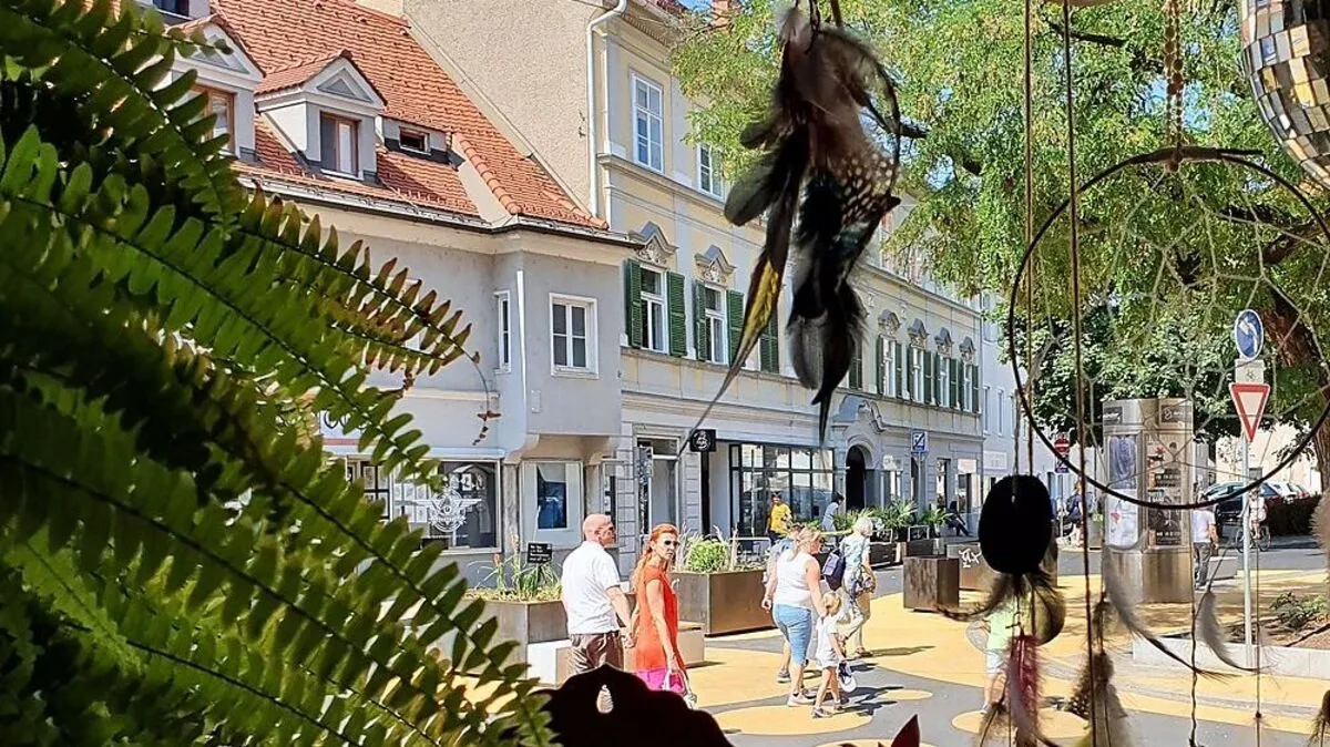 Blick auf die neue Begegnungszone in der Mariahilfer Straße aus der "Managerie"