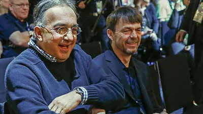 Sergio Marchionne und Mike Manley (rechts)