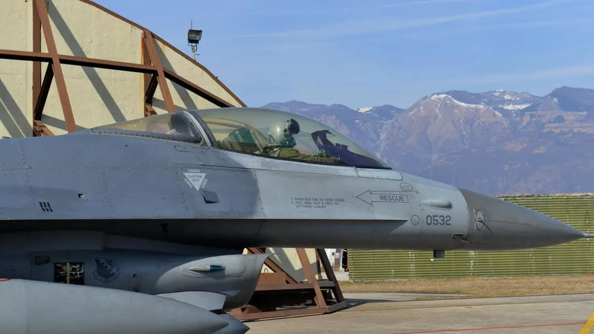 Bereits seit Ende Februar starten Jets des US-Militärs von der Basis in Aviano, um die NATO im Schwarzmeerraum zu unterstützen