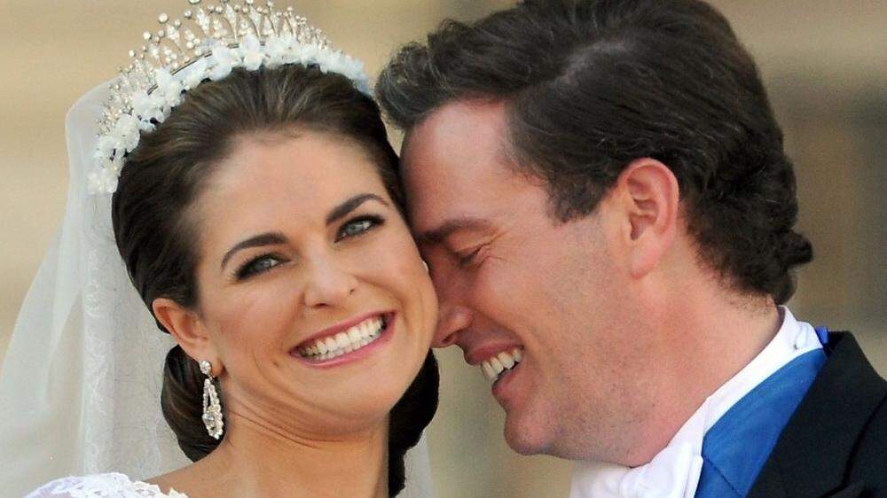 Flashback: Heile Welt bei Prinzessin Madeleine und ihrem Mann, Chris O'Neill, bei der Hochzeit 2013