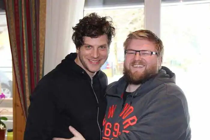 Für die Jugendarbeit im Bezirk zuständig sind Florian Pirolt (links) und Lukas Joham (rechts).