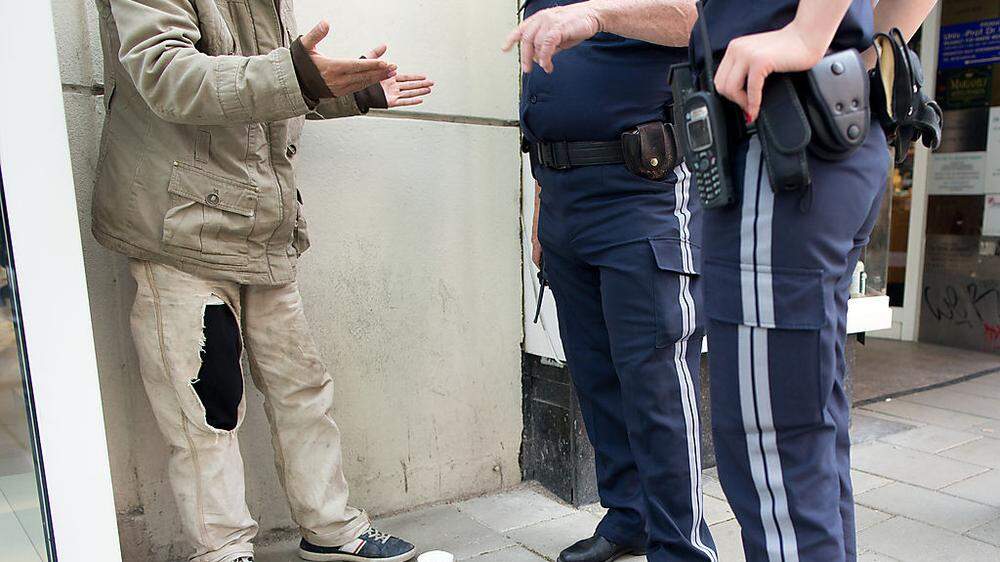 Polizeieinsatz gegen Bettler (Sujetbild)