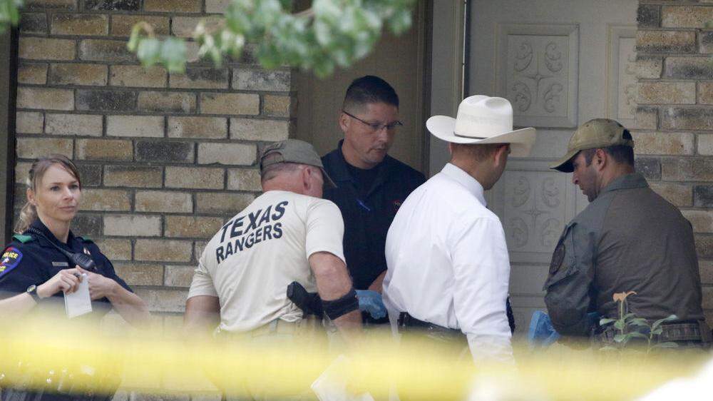 Die Polizei von Plano und die Texas Rangers am Tatort der Schießerei