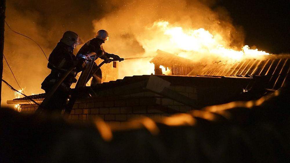 Brände wüten bei Kiew