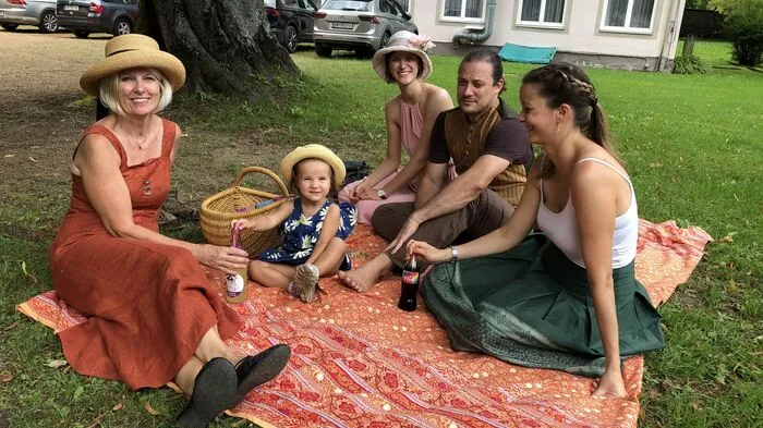 Zünftige Musik, unterhaltsames Programm sowie Wissenswertes über Eisenerz und das Schloss unterhielt die Gäste des historischen Picknicks des Museumsvereins Eisenerz.