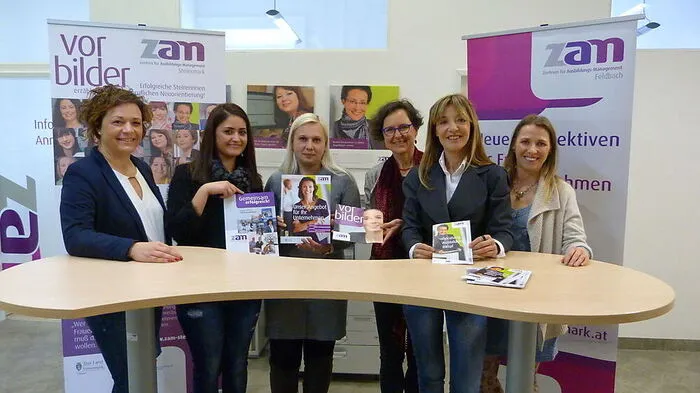 Cornelia Schweiner, Jamila Khalil, Tanja Fiedler, Ute Wohlfahrt, Marianne Suppan und Evelyn Genser	