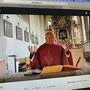 Pfarrprovisor Janez Tratar aus Eberndorf lässt seine Schäfchen per Internet die Gottesdienste mitfeiern