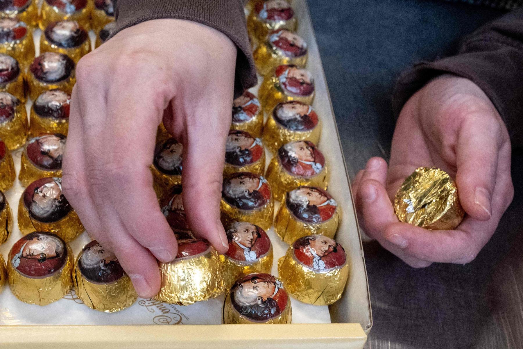 Streit um die „originale“ Mozartkugel in Salzburg entbrannt