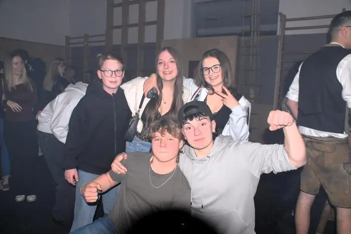 Auch die Disco mit DJ Wulf wurde, wie immer von der Jugend und Junggebliebenen gut angenommen. 