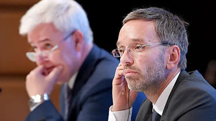 Der albanische Innenminister Fatmir Xhafaj und Innenminister Herbert Kickl ((FPÖ) während einer PK im Rahmen einer Konferenz der EU-Innenminister zu Sicherheit, Migration und Entwicklung