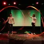 Beim Zirkus-Workshop wurde mit Tüchern und Bändern gearbeitet	
