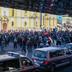 Hunderte Personen nahmen im Februar 2021 an einer  Corona-Demo in Innsbruck teil.