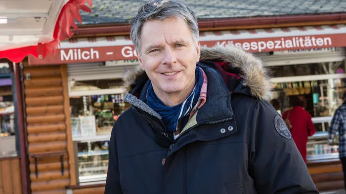 Am Samstag präsentiert Jörg Pilawa live aus Graz um 20.15 Uhr in ORF 2, ARD und SRF erstmals den "Silvesterstadl".