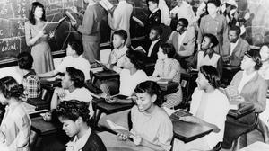 African American students in a segregated French class at Dunbar High School, Washington, D.C. 1949. BSLOC201413107 For usage credit please use PUBLICATIONxINxGERxSUIxAUTxONLY Copyright: xCourtesyxEverettxCollectionx HISL038 EC353