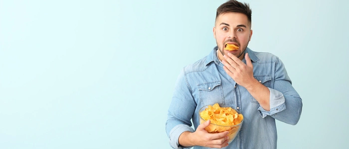 Salz ist für zahlreiche Körperfunktionen wichtig, aber zu viel davon wirkt sich negativ auf unsere Gesundheit aus.