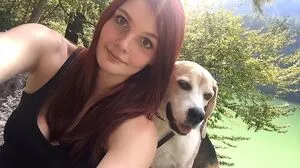 Lisa-Marie Maritschnik ist vielen auch als „Pfotenlisa“ bekannt, kommt aus Trofaiach und führt in Leoben-Donawitz ein Geschäft für Tierbedarf