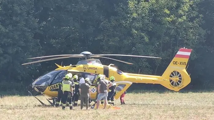 Die Feuerwehr Riegersburg brachte den Verletzten zum Rettungshubschrauber
