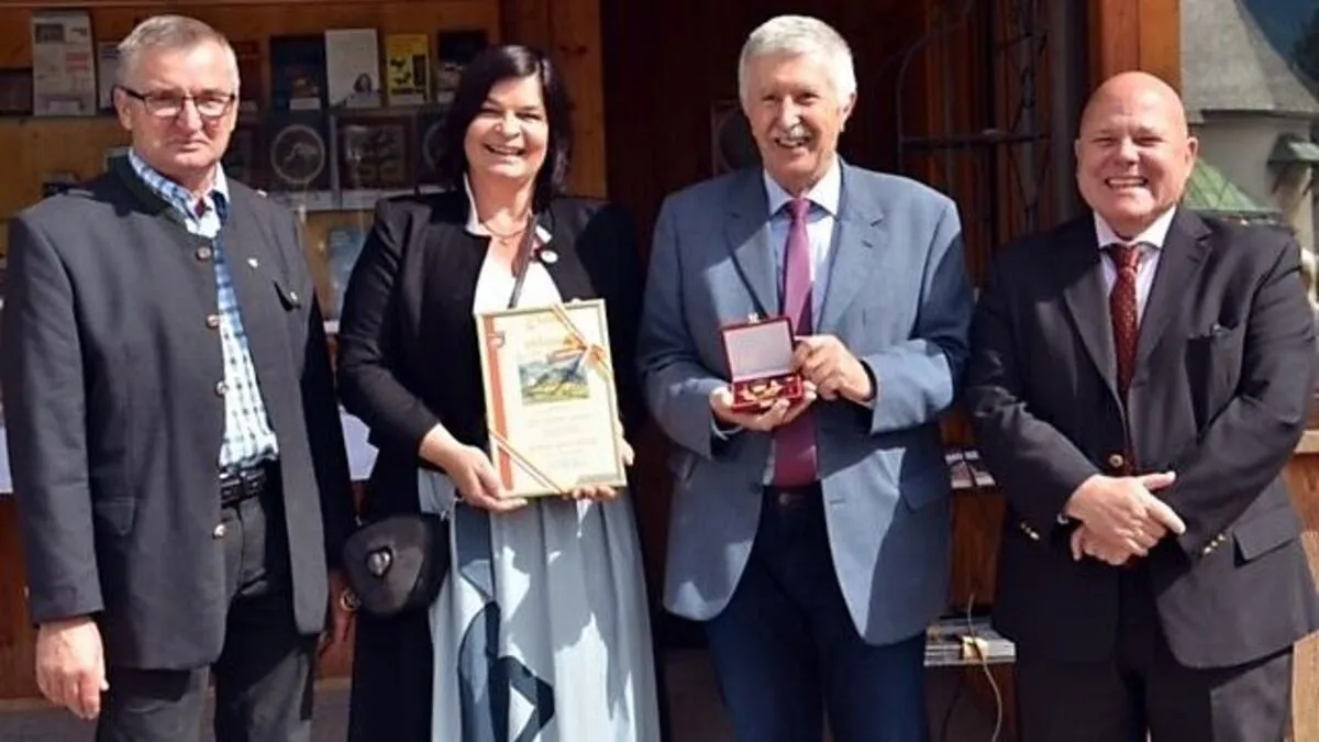 Vizebürgermeister Johann Oberlercher, Bürgermeisterin Marika Lagger-Pöllinger, Universitätsprofessor Franz Glaser, Landesmuseumsdirektor Igor Pucker