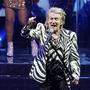 Rod Stewart mit vollem Einsatz bei einem seiner Konzerte