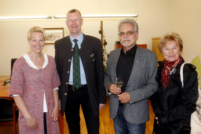 Stadtamtsdirektor Willi Göber und Mitarbeiter informierten über Serviceleistungen...