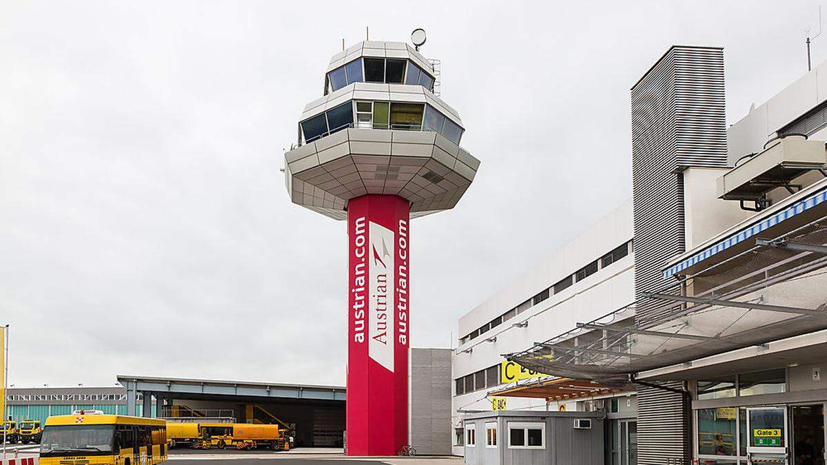 Der Klagenfurter Flughafen soll zum Teil an einen privaten Investor und Betreiber verkauft werden