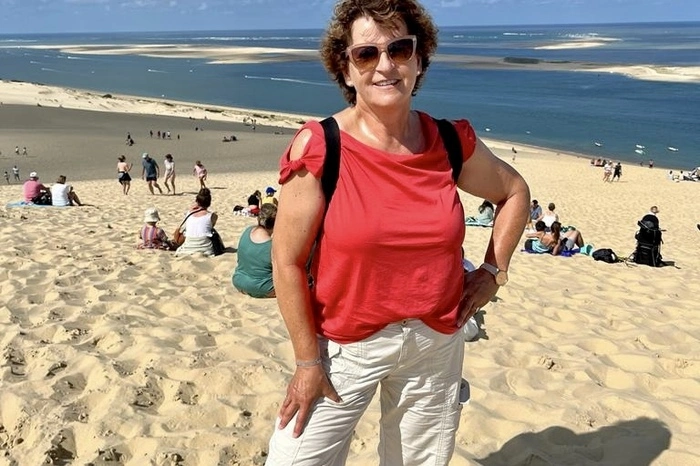 Landesrätin Ursula Lackner wanderte "über eines der beeindruckendsten Naturphänomene Europas: Die Dune du Pilat an der Atlantikküste".