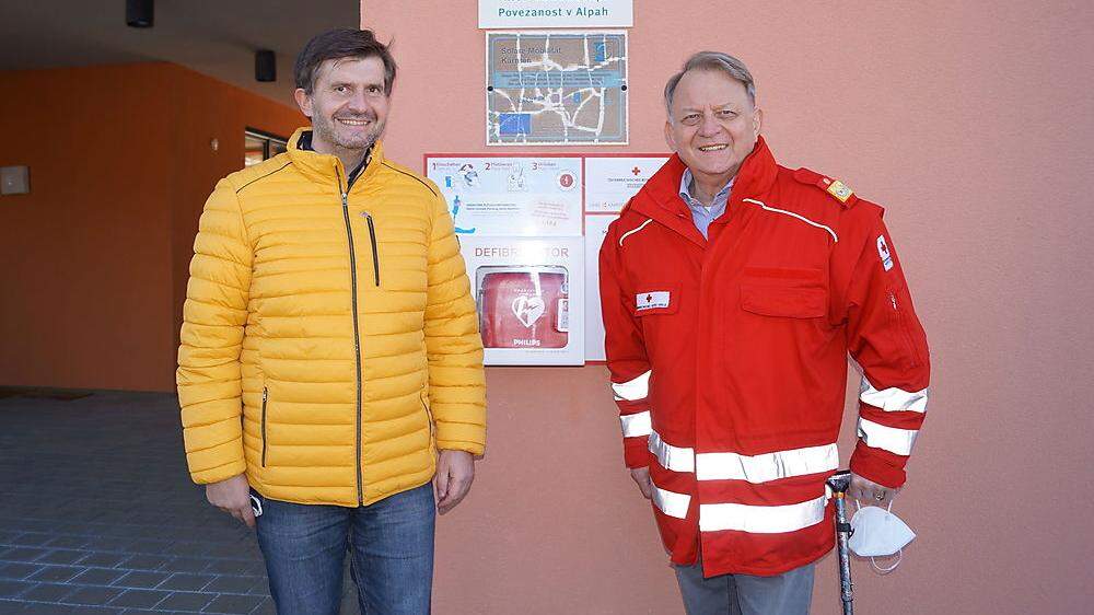 Bürgermeister Gerhard Koller konnte bei der Einweihung Rot-Kreuz-Präsident Peter Ambrozy (rechts) begrüßen