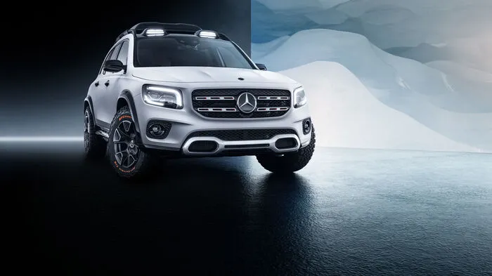 2018 waren SUV die meistverkaufte Art von Auto mit dem Stern: Deshalb laden die Stuttgarter auch gleich nach und zeigen auf der Motorshow in Shanghai, was auf der neuen Kompaktwagen-Plattform neben dem fix gesetzten, coupéhaften GLA noch so alles geht.