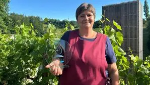 Maria Zellbauer vom Landgut Pößnitzberg erhielt für ihre langjährige Arbeit den Preis für die „Spülerin des Jahres 2026“