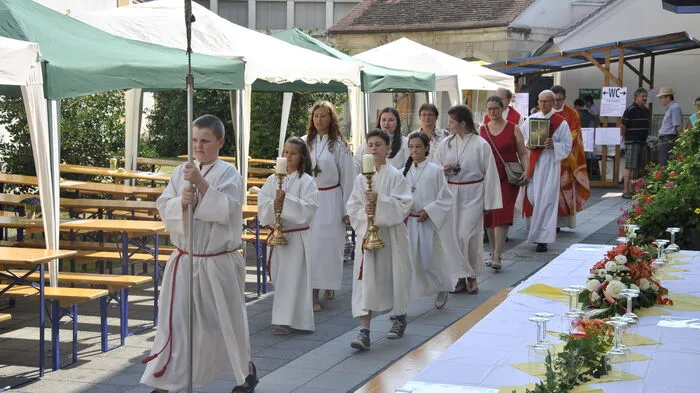 Am 23. Juli beging die Stadtpfarre Leibnitz mit einer Festmesse ihr Patrozinium, das Fest des Kirchenpatrons des heiligen Jakobus des Älteren. Anschließend fand bei strahlendem Sonnenschein das alljährliche Pfarrfest statt.
