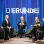 Cathrin Kahlweit, Thomas Hofer, Armin Wolf, Corinna Milborn und Michael Fleischhacker bei „Die Runde“ 