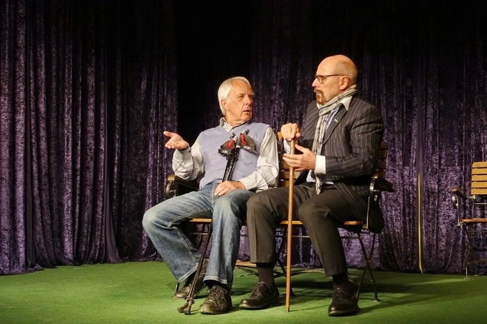 "Zeit (g) reise" - eine Doppelkonference zwischen Michael Hartinger und Walter Nest, die wie...