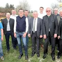 Der Ausschuss der Wassergenossenschaft Stierhämmer mit Obmann Josef Niggas