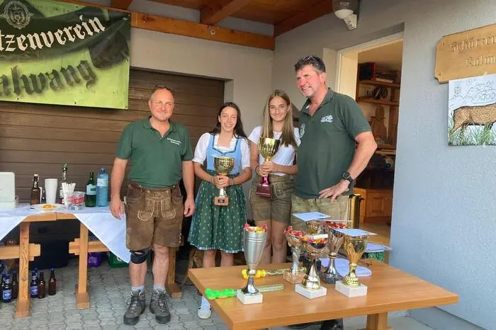 Zum Schützenverein gehören auch die nicht jagdlichen Böllerschützen, wie Pinsker verrät. 
