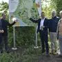 Regionsvorsitzender Stellvertreter Franz Fartek, Biosphärenpark-Manager Andreas Schuster, Regionsvorsitzender Michael Wagner, Regionalmanagement-Geschäftsführer Michael Fend und Bürgermeister Karl Lautner (v. l.) präsentierten das Erlebnisareal