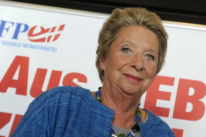  "Manchmal kam, wenn ich nachgedacht habe, auch dieser Gedanke: 'Lieber Gott, lass diesen Kelch an mir vorübergehen'." - Er ging vorüber, Ursula Stenzel wurde nicht FPÖ-Präsidentschaftskandidatin.