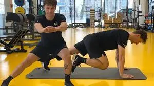 Skigymnastik: Bernd Marl weiß, wie die Muskeln für die Skitage warm werden