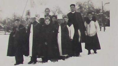 Diese Sternsingergruppe aus dem Jahr 1946 sammelte erstmals nicht für sich selbst, sondern für die Missionsarbeit