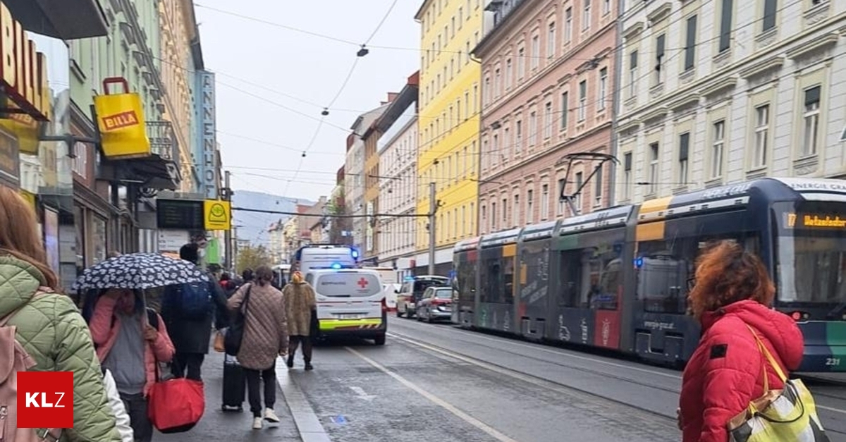 Frau-schwer-verletzt-Stra-enbahn-fuhr-los-Hand-steckte-noch-in-der-T-r