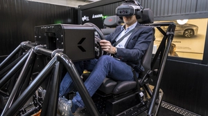 Mittels VR-Brille sehen Probanden eine echte Strecke 