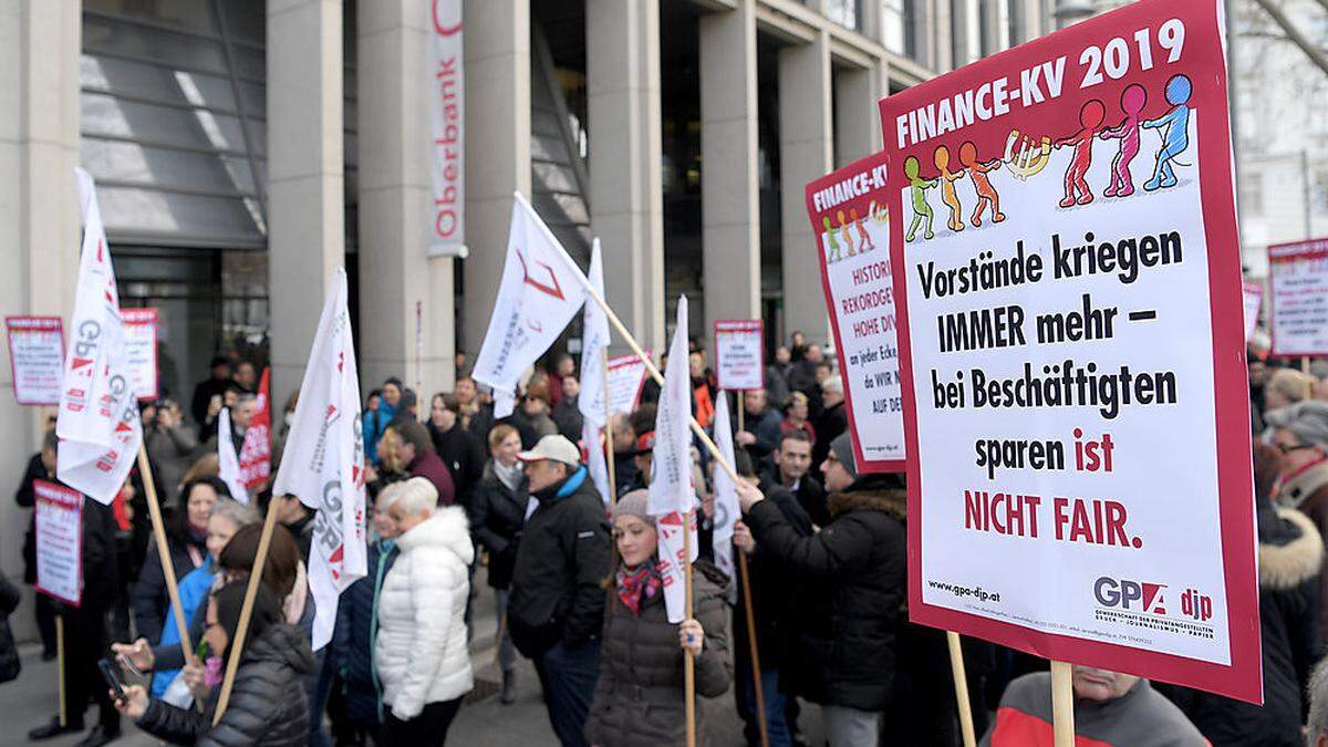 Seitens der Gewerkschaft gab es bereits Protestkundgebungen 