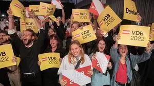 Bei der Wahlparty des Amtsinhabers ist die Stimmung gut