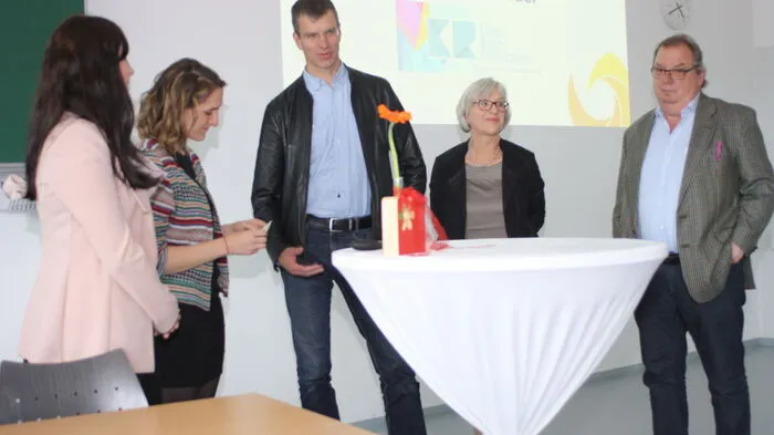 Insgesamt neun Projekte wurden vorgestellt, die den Theorie-Praxis-Bezug des Masterstudienlehrganges „Soziale Arbeit: Entwickeln und Gestalten“ unterstrichen.